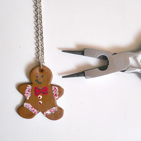 ginger bread men jewelry with clay